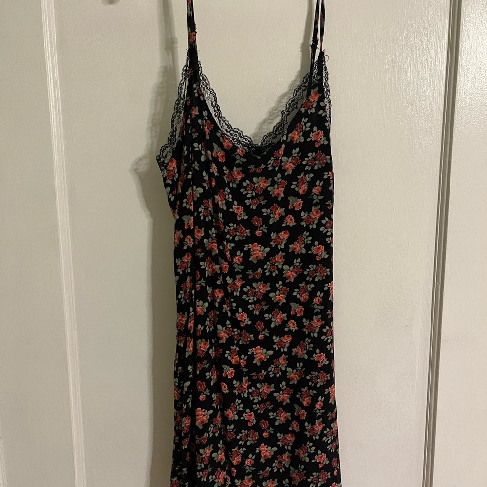 Forever 21 Black and Red Chemise with Lace Trim
